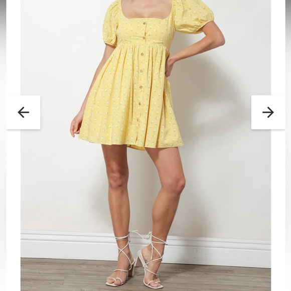 Revolve Line and Dot Dress - Picture 1 of 4